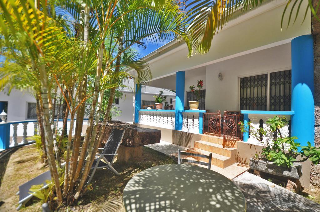 Acquario Pensión Anse Volbert Village Exterior foto